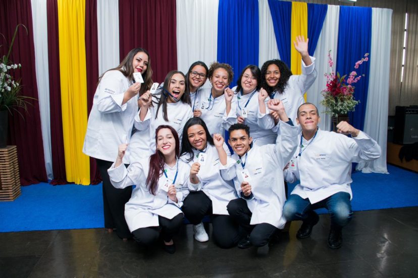 Broadening Horizons Sao Paulo, GRU, students graduated